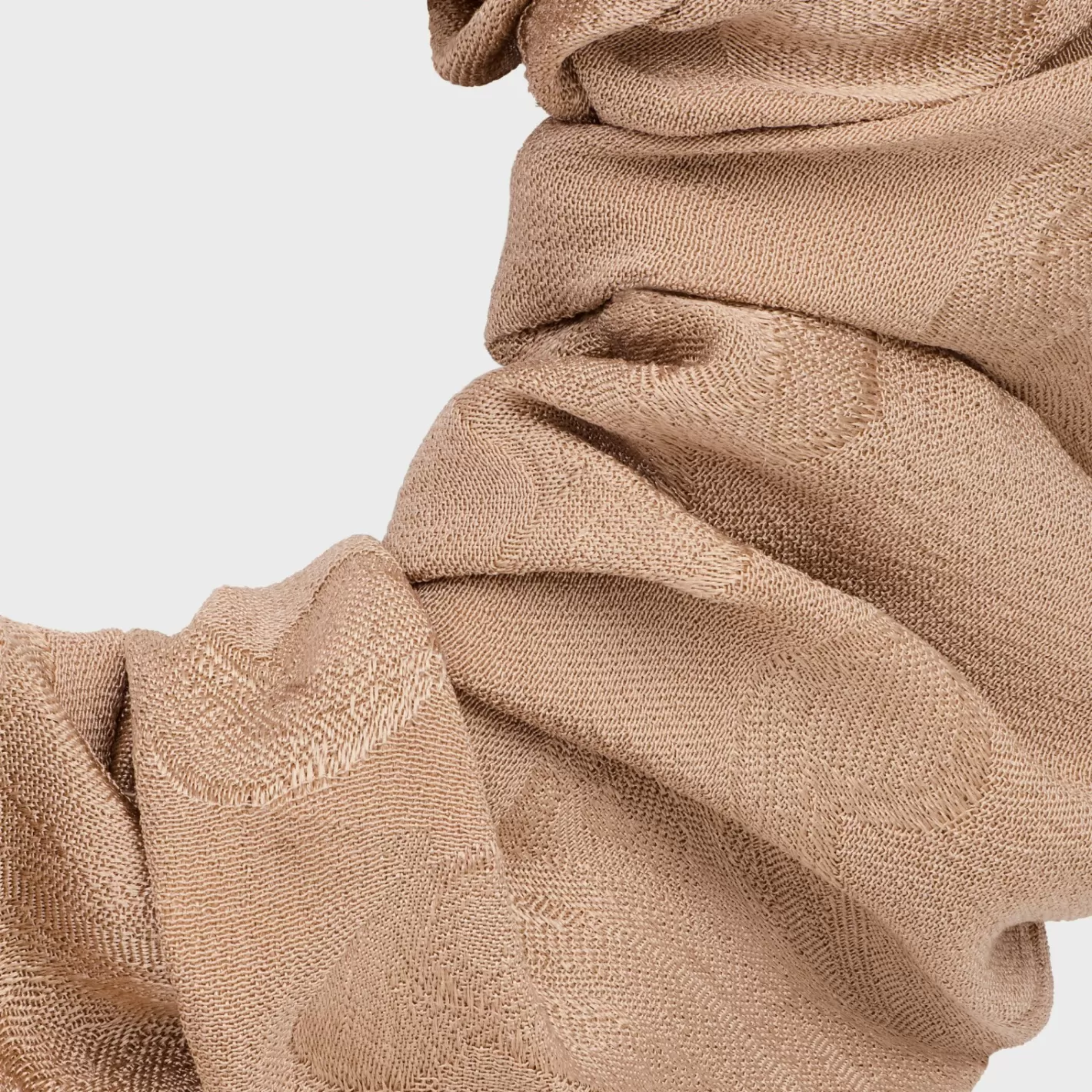Best Sale CELINE Scrunchy Maxi Triomphe in Silk and Brass with Rhodium Finish Gold/Mordorée