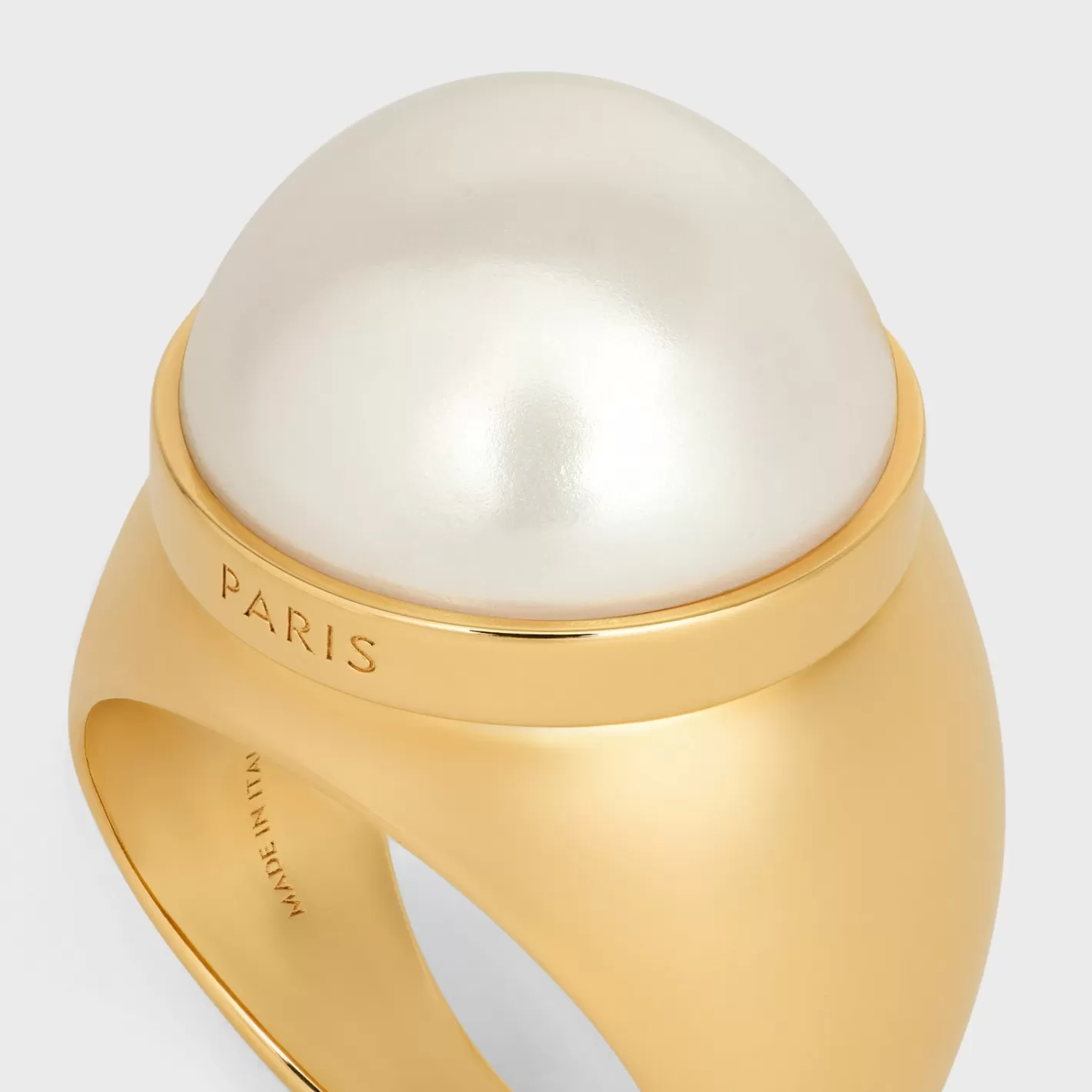 Cheap CELINE Les Perles Ring in Resin Pearls and Brass with Gold Finish GOLD/IVORY